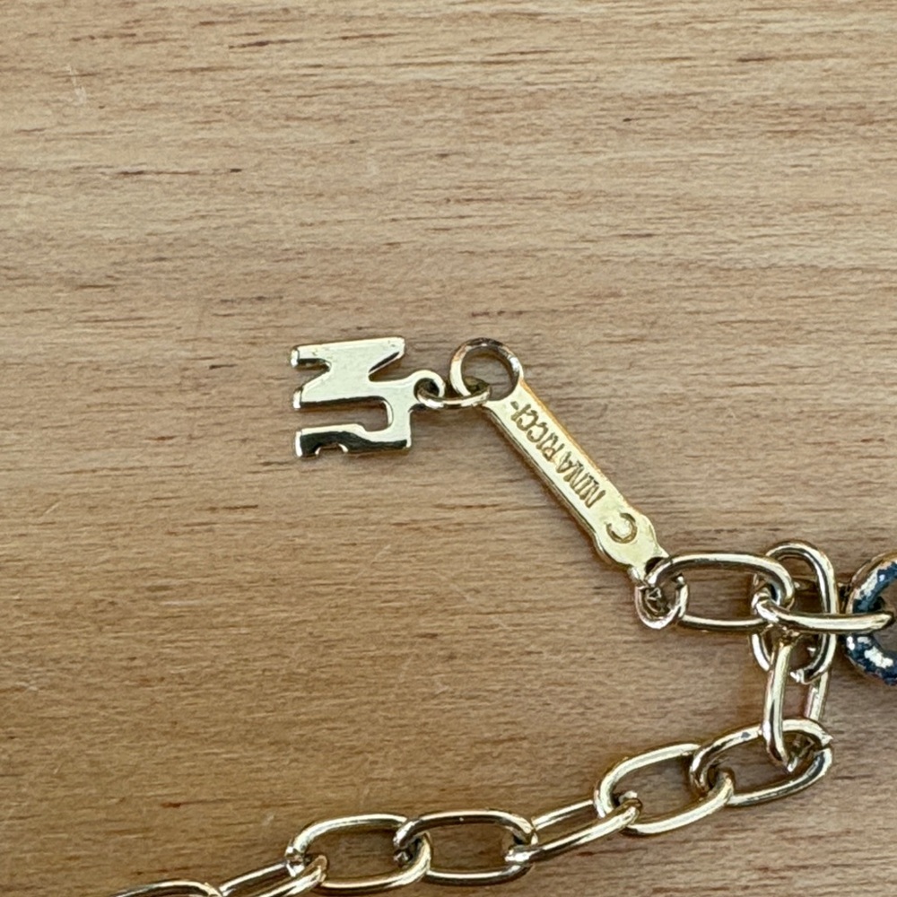 Nina Ricci Gold Plated Two Tone Heart Logo Pendant Necklace Rope Chain 15-17" - Picture 9 of 11
